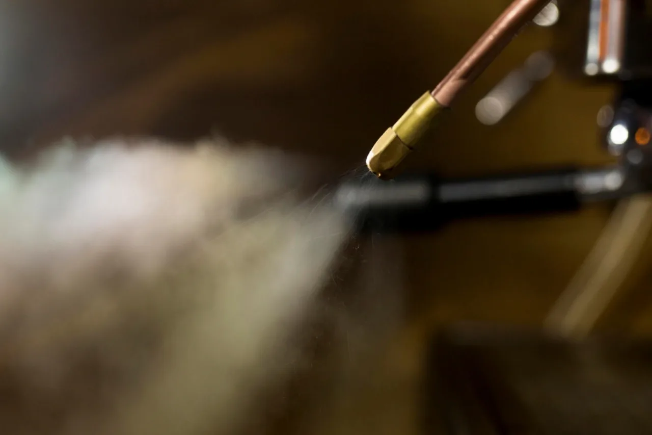 Limpieza con chorro de arena en seco